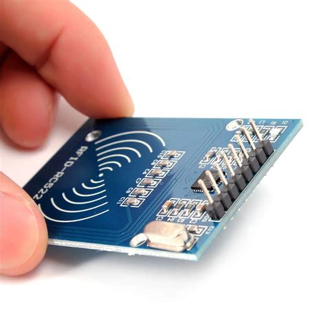 rfid chip auslesen mit handy|nfc rfid auslesen.